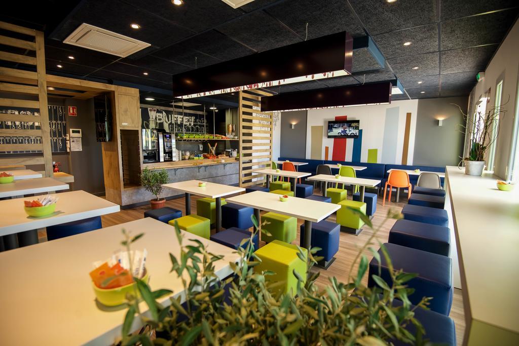 Ibis Budget Porte De Camargue Saint-Martin-de-Crau Εξωτερικό φωτογραφία