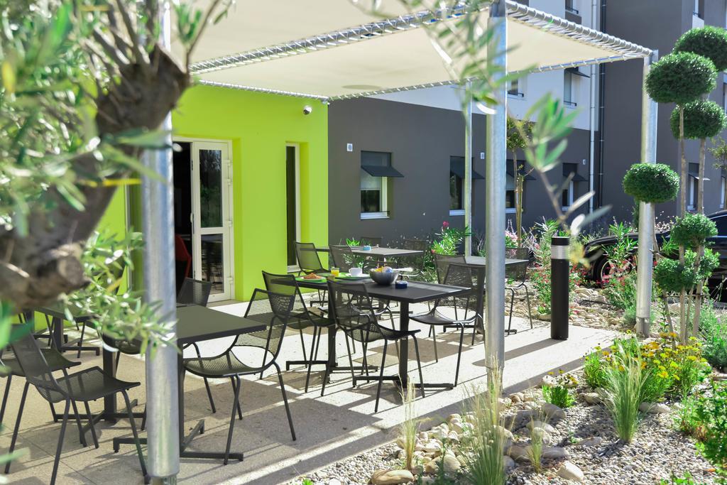 Ibis Budget Porte De Camargue Saint-Martin-de-Crau Εξωτερικό φωτογραφία