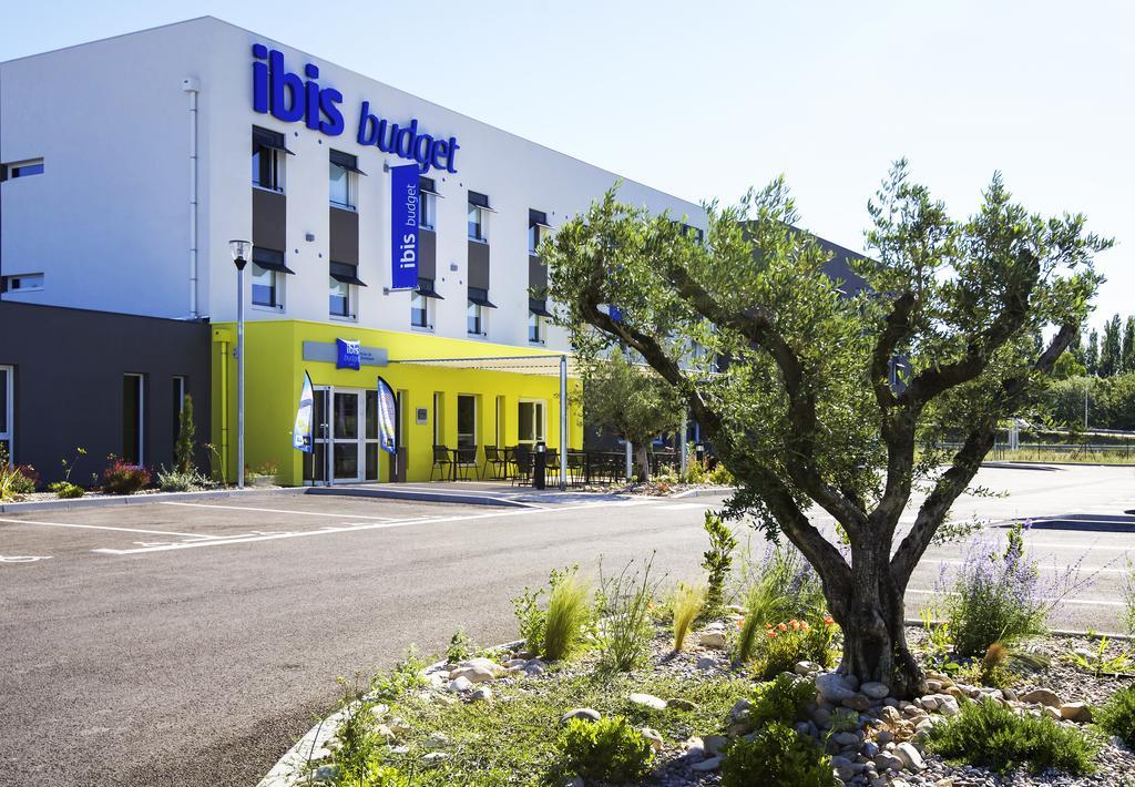 Ibis Budget Porte De Camargue Saint-Martin-de-Crau Εξωτερικό φωτογραφία