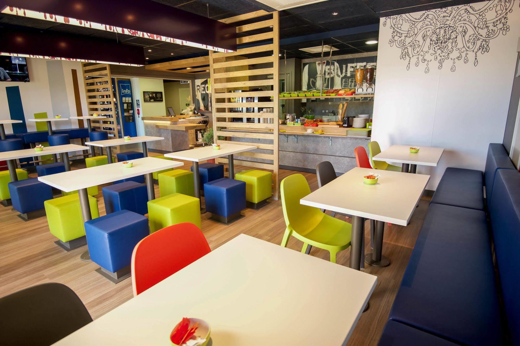 Ibis Budget Porte De Camargue Saint-Martin-de-Crau Εξωτερικό φωτογραφία